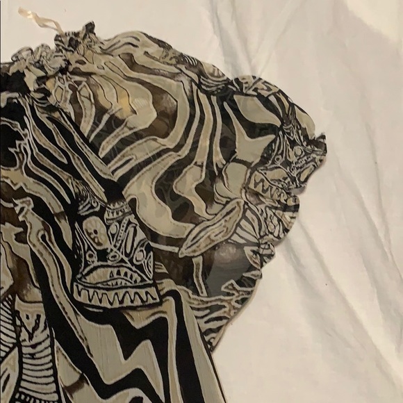 Multi Color/Pattern Blouse - Picture 7 of 10